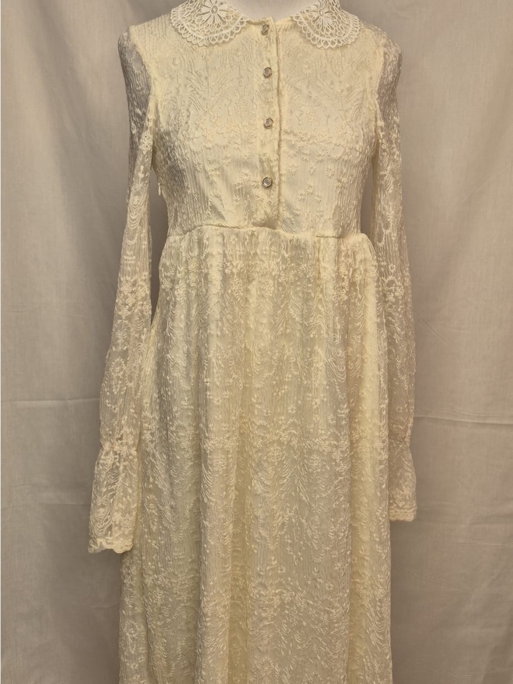 2065 - Ivory Lace Long-Sleeve Collared Dress